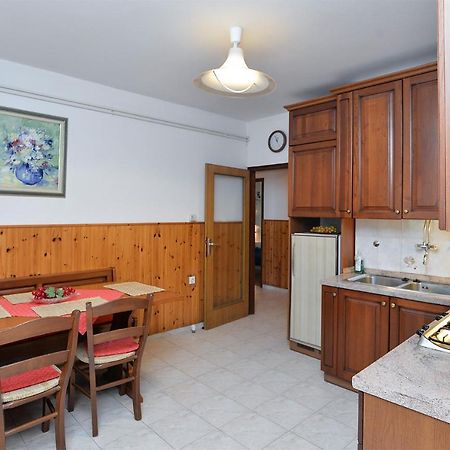 Apartments Irena 531 プーラ エクステリア 写真