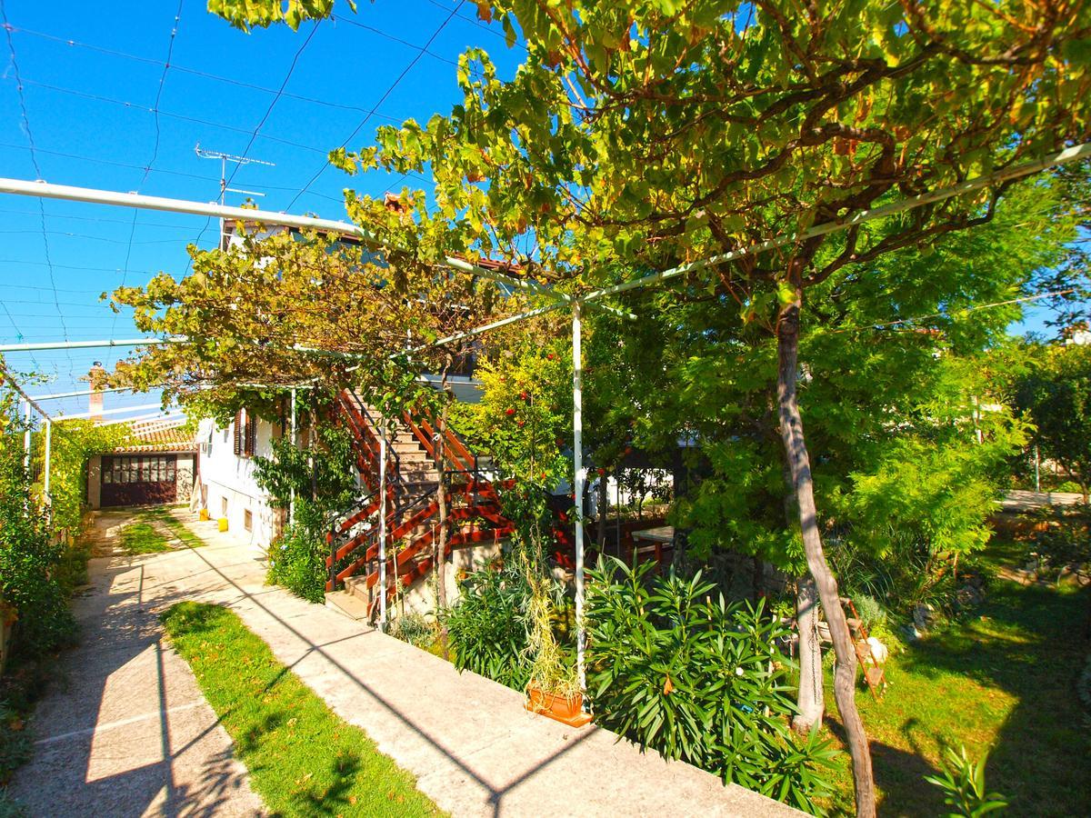 Apartments Irena 531 プーラ エクステリア 写真