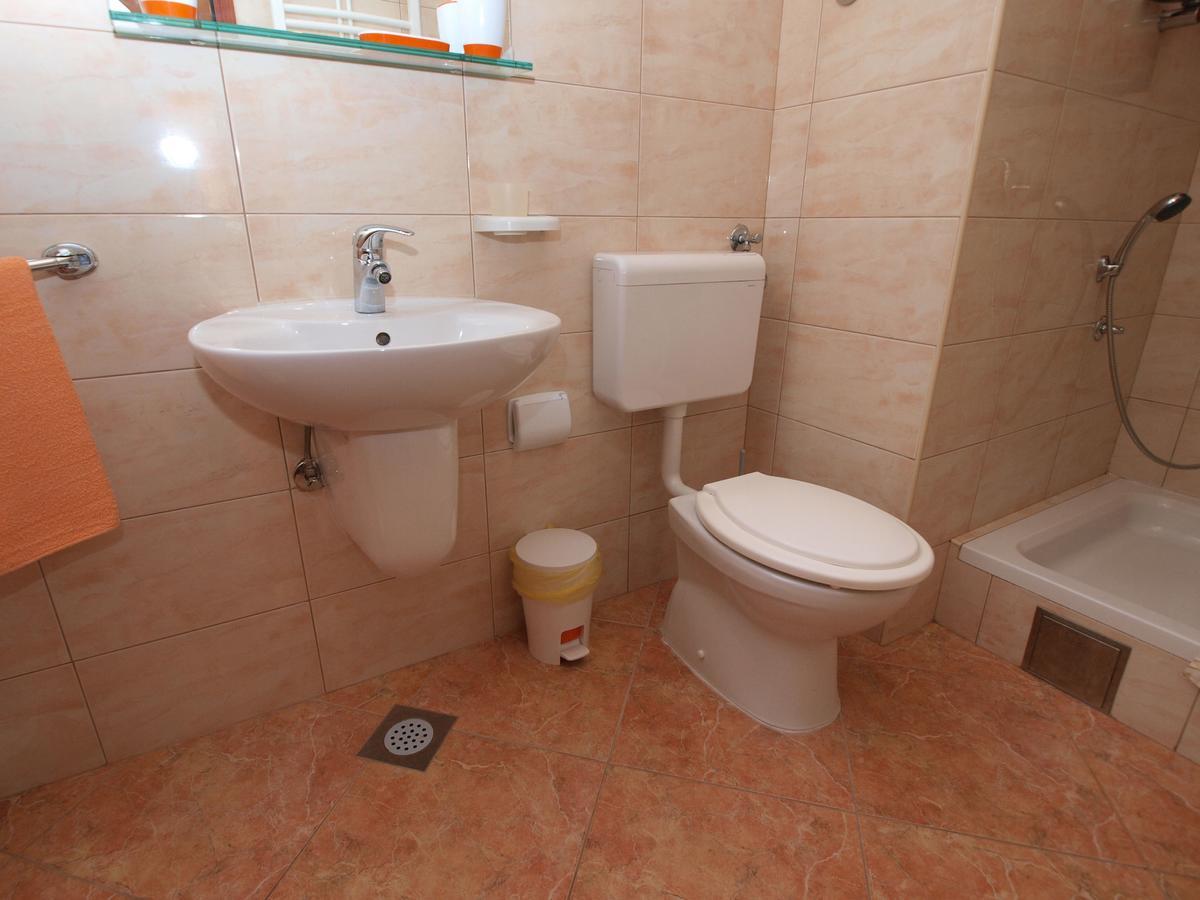 Apartments Irena 531 プーラ エクステリア 写真