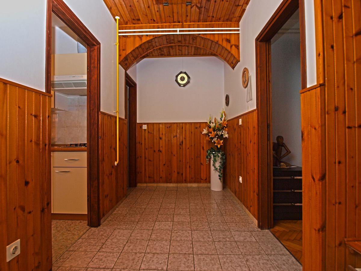 Apartments Irena 531 プーラ エクステリア 写真