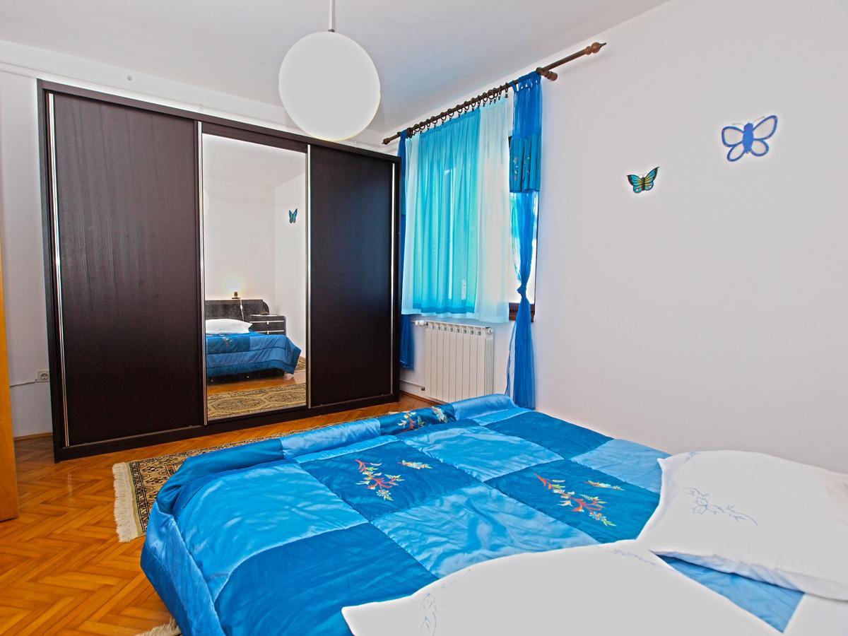 Apartments Irena 531 プーラ エクステリア 写真