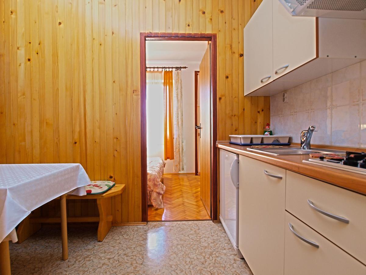 Apartments Irena 531 プーラ エクステリア 写真